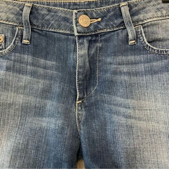 TRUE RELIGION Cassie Rolled Denim Jean Shorts Size 30 - Picture 4 of 16